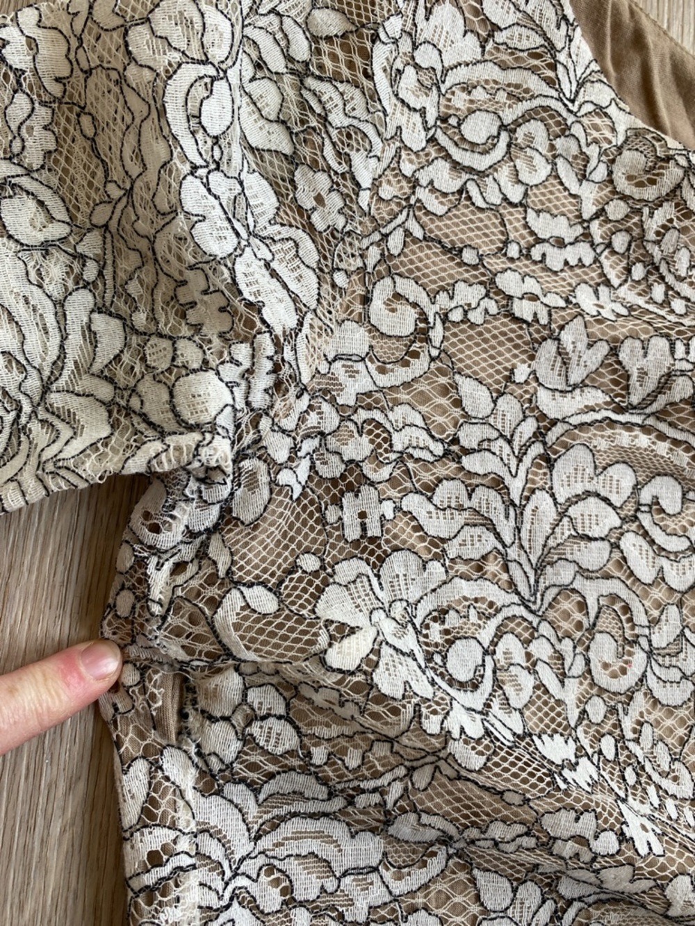 Lulus Lace Mini Dress XS Beige Nude Lined Short Sleeve Floral Scalloped Hem - Picture 12 of 13